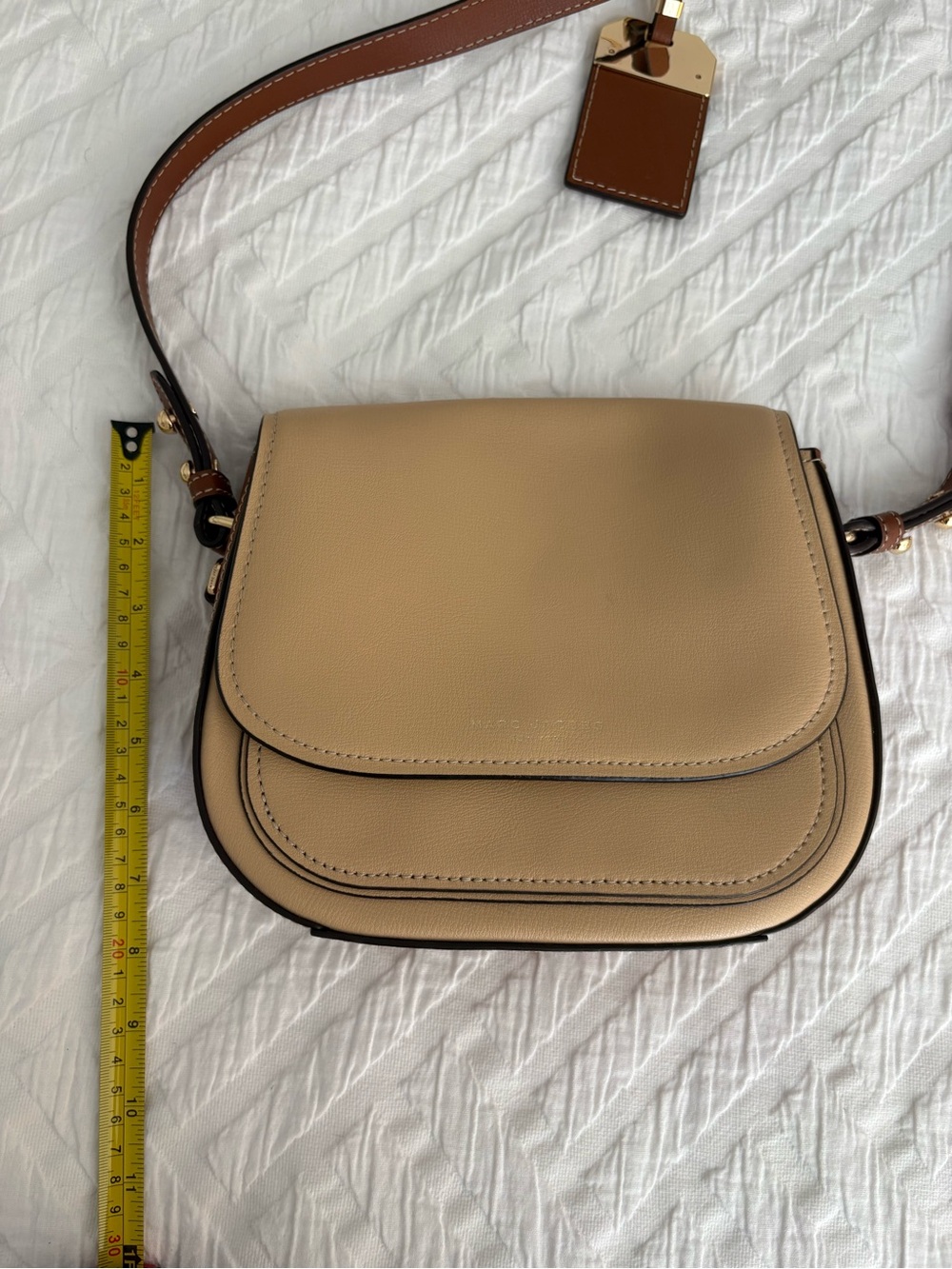 Marc Jacobs Beige and Brown Leather Crossbody Saddle Bag - Picture 14 of 16